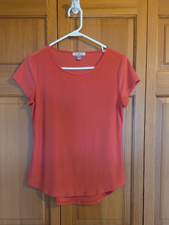 Roz & Ali Tops - Roz & Ali Coral Scoop Neck Short Sleeve Top